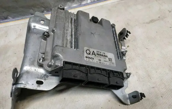 Renault Koleos I Engine control unit/module ECU 23710JY0