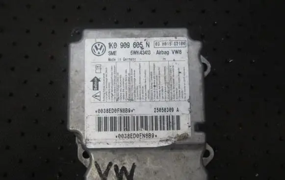 Volkswagen Jetta V Airbag control unit/module 1k0909605n 5wk43413