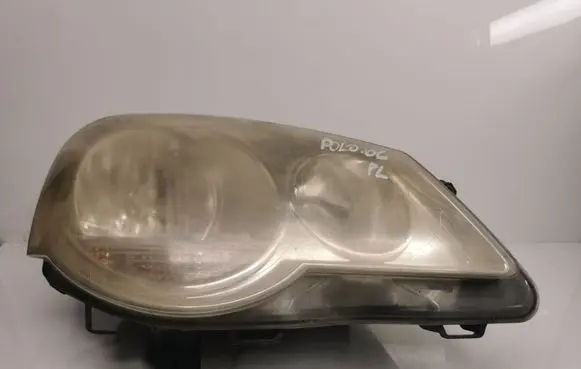 Volkswagen Polo IV 9N3 Headlight/headlamp