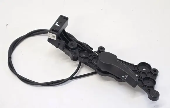 BMW 5 G30 G31 G38 Engine bonnet (hood) release handle 7343390