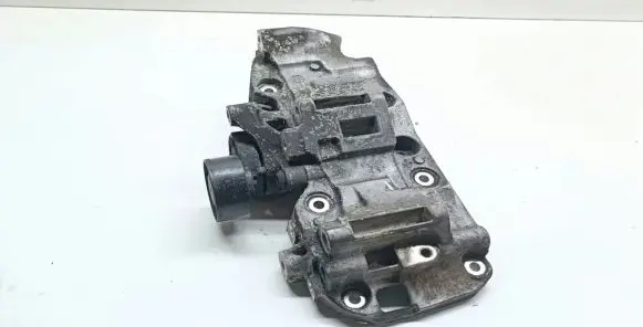 BMW 3 E90 E91 Generator/alternator bracket 8506863 11168506863