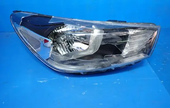 KIA Rio Headlight/headlamp