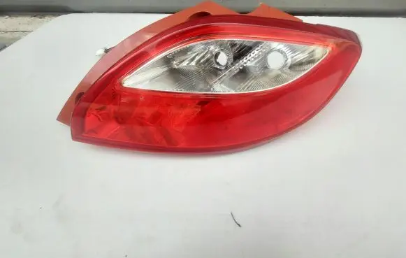 Mazda 2 Rear/tail lights