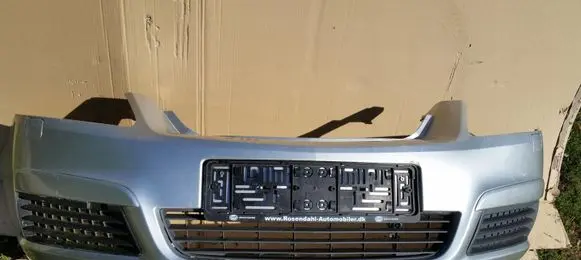 Opel Zafira B Front bumper