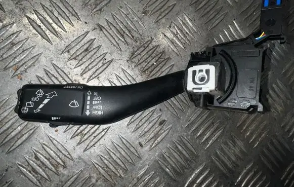 Seat Altea XL Wiper control stalk 1K0953519J