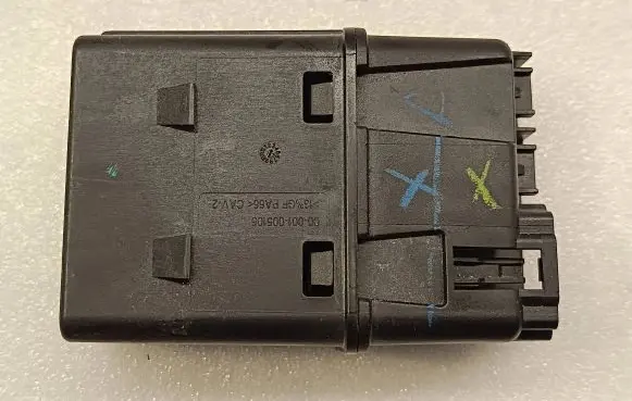 Chrysler Pacifica USB socket connector 68229840AA 53306591 22617501001