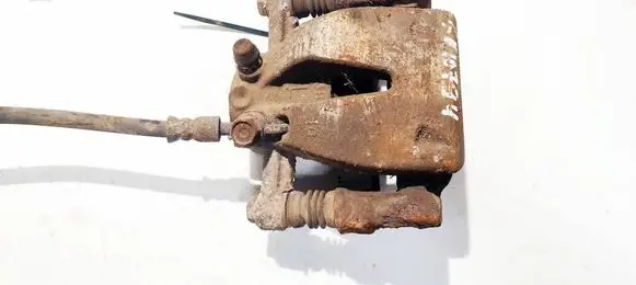 Toyota Corolla Verso AR10 Rear brake caliper