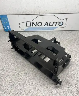 Radio/GPS head unit trim