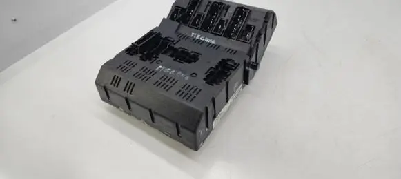 Renault Megane I Fuse module 7703297243G