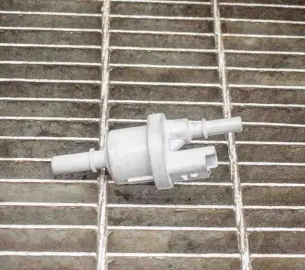 Peugeot 208 Turbo solenoid valve 9802009480
