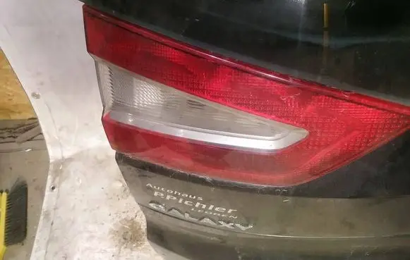 Ford Galaxy Tailgate rear/tail lights 