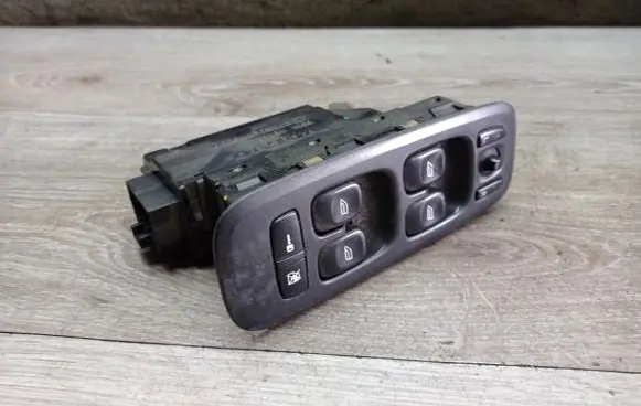 Volvo S60 Electric window control switch 30739980