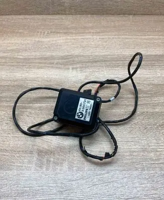 BMW 7 E38 Aerial GPS antenna 8360731