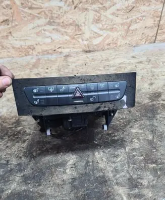 Mercedes-Benz E W211 A set of switches A2116800552