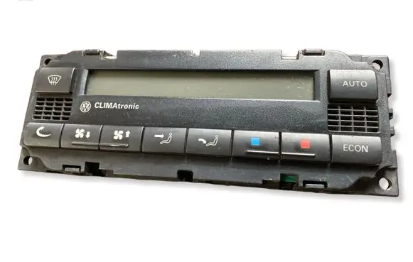 Volkswagen PASSAT B5.5 Climate control unit 3B1907044H
