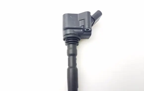 Volkswagen Polo V 6R High voltage ignition coil 04E905110K