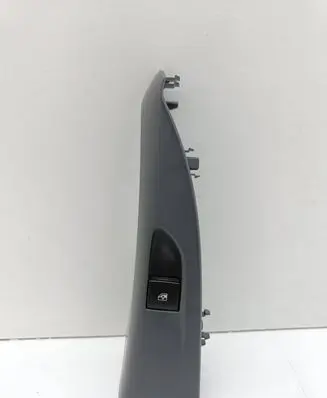 Opel Zafira C Electric window control switch 13301888