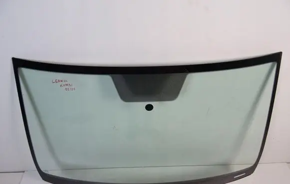 Seat Leon (5F) Front windscreen/windshield window 