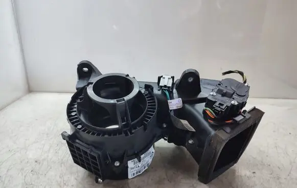 Mercedes-Benz ML W164 Interior heater climate box assembly housing 982748L