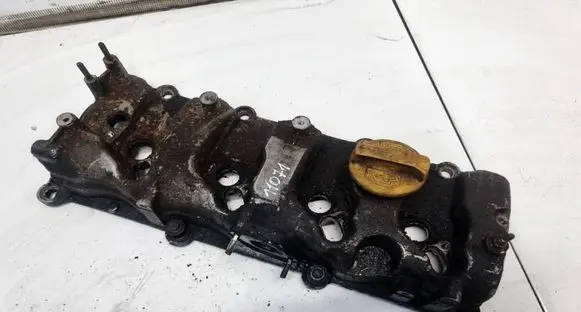 Chevrolet Captiva Rocker cam cover 