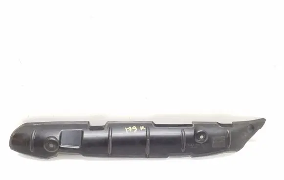 Audi A3 S3 8V Fender end trim 8V5821111