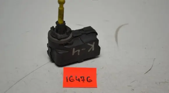 Opel Combo C Headlight level adjustment motor 24405672