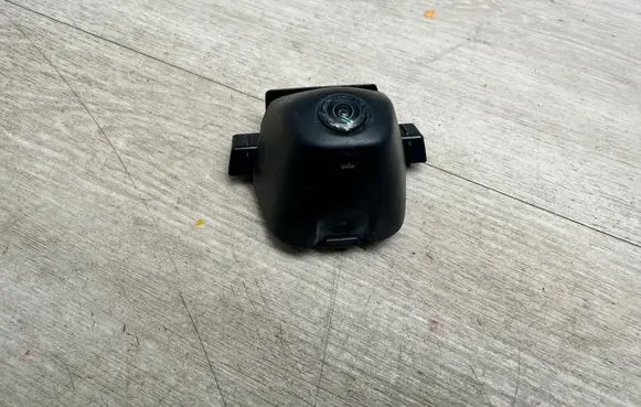 Porsche Cayenne (92A) Front bumper camera 5Q0980546A 75807997