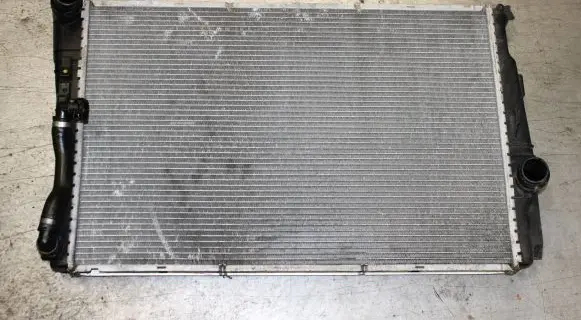 BMW X4 F26 Coolant radiator 8623369 73912311 3564C