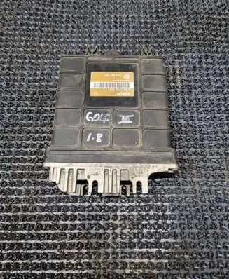 Volkswagen Golf III Engine control unit/module 0261200701 1H0907311
