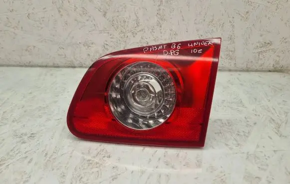 Volkswagen PASSAT B6 Tailgate rear/tail lights 3C9945094