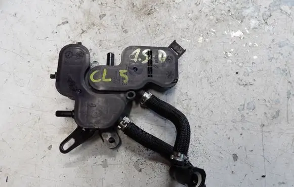 Renault Clio V Fuel distributor 