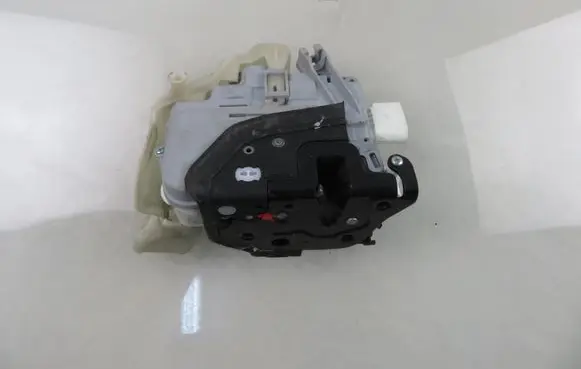 Front door lock