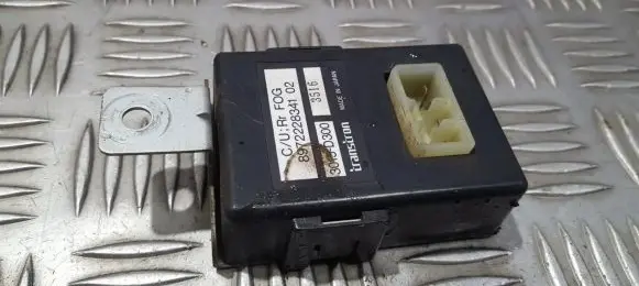 Isuzu Trooper Other control units/modules 8972228341 3015-D300
