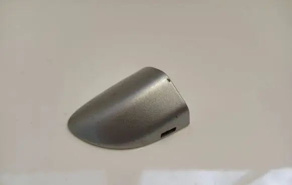 Volkswagen PASSAT B6 Front door handle cover 3C0837880
