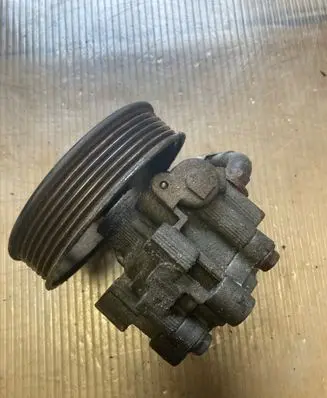 Chevrolet Captiva Power steering pump