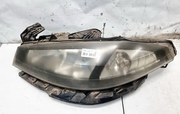 Renault Laguna II Headlight/headlamp 98032227 8200481196