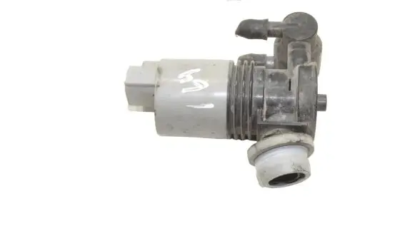 Toyota Auris E180 Windscreen/windshield washer pump 1020974