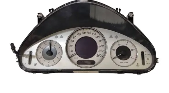 Mercedes-Benz E W211 Speedometer (instrument cluster) A2115405711 2115405711