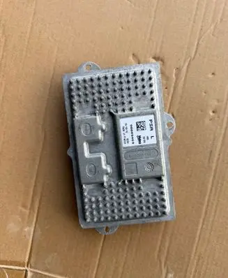 Peugeot 3008 II Xenon control unit/module 90089469