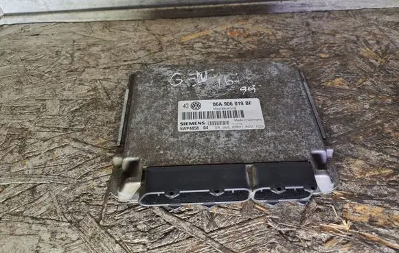 Volkswagen Golf IV Engine control unit/module 06A906019BF 5WP485804