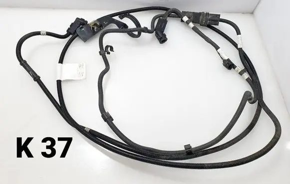 Seat Leon (5F) AdBlue Liquid refill tube 5Q0131983M 5Q0131984M 070219