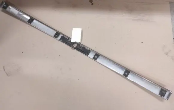 Opel Vectra C Tailgate/boot lid lock trim 09177067
