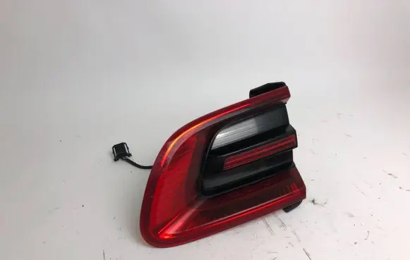 Porsche Macan (95B) Tailgate rear/tail lights 95B945094G 01150004