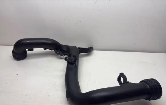 Volkswagen PASSAT B6 Intercooler hose/pipe 1K0145762AL 1K0145770B