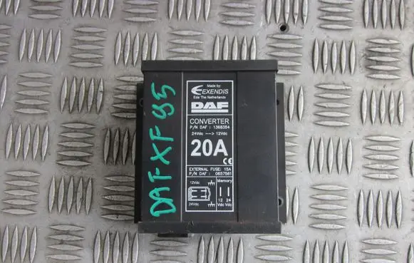 Jaguar XF Voltage converter/converter module 1368354