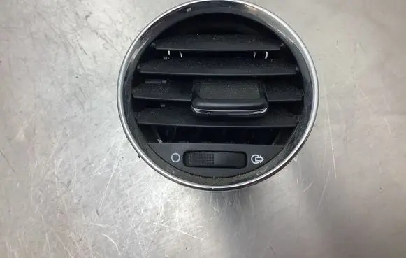 Peugeot 308 Dash center air vent grill 9658515377 1005163