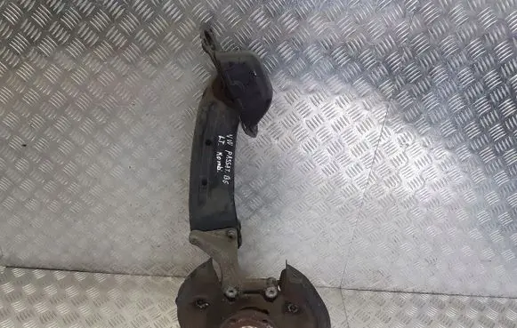 Volkswagen PASSAT B6 Stub axle 