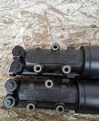 Audi RS4 Rear shock absorber actuator solenoid 8W0616813 8W0616814