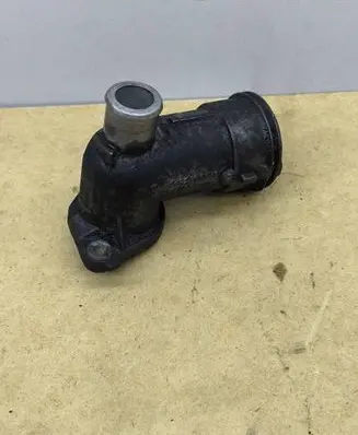 Mercedes-Benz C W203 Engine coolant pipe/hose A6422000056