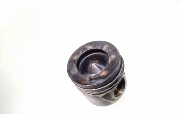 Mercedes-Benz C W204 Piston 8349F